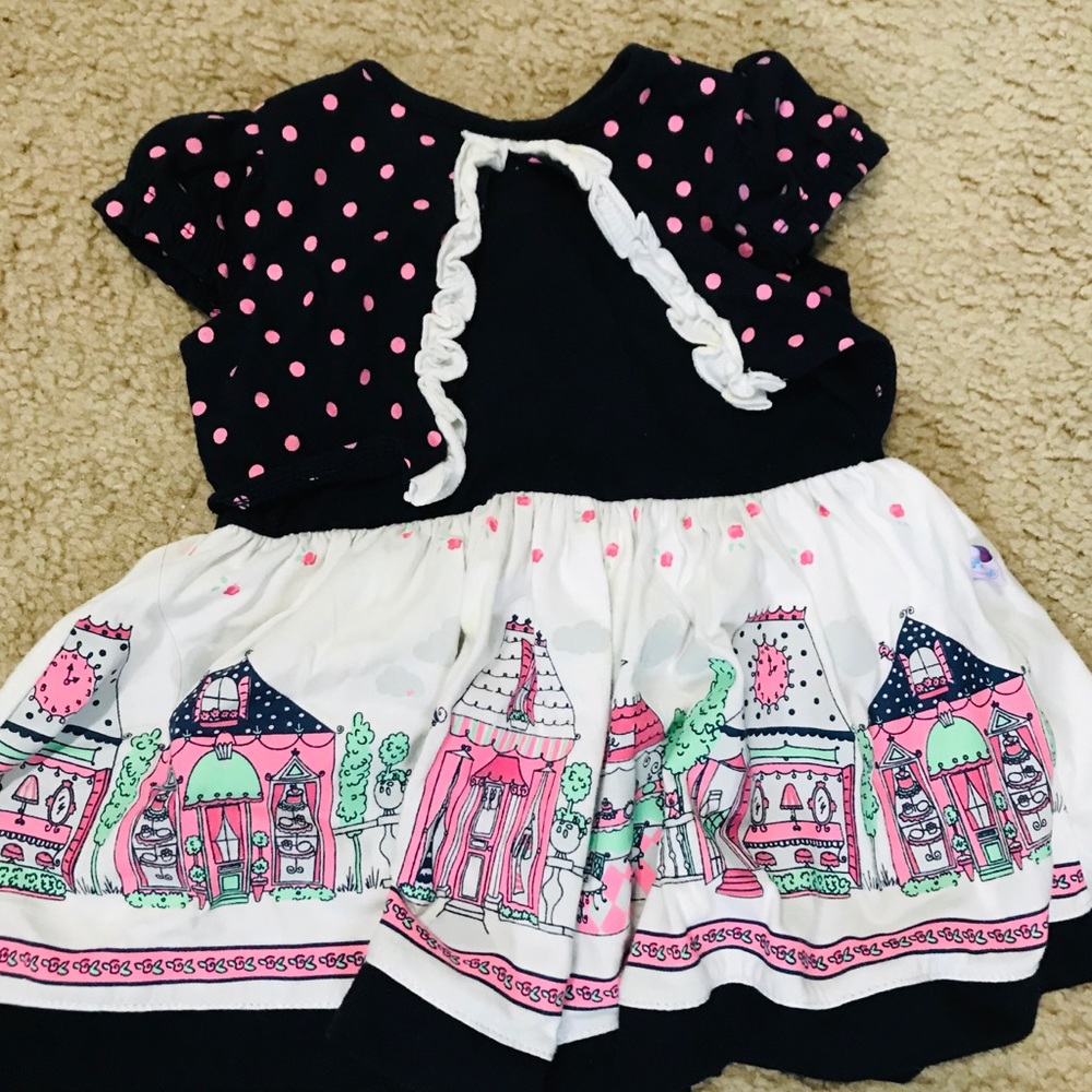 Baby girl 3 dress for $20 bundle - Picture 4 of 4